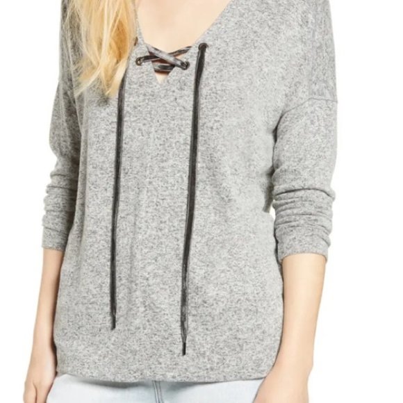 Rails Leigh V-Neck Velvet-Ties Long-Sleeve Heathered Top - Picture 2 of 5